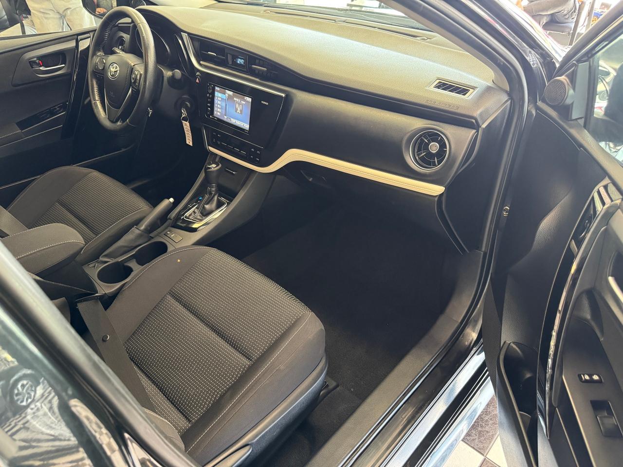 2017 Toyota Corolla iM New Tires+Camera+Heated Seats+Tinted+ACCIDENT FREE - Photo #19