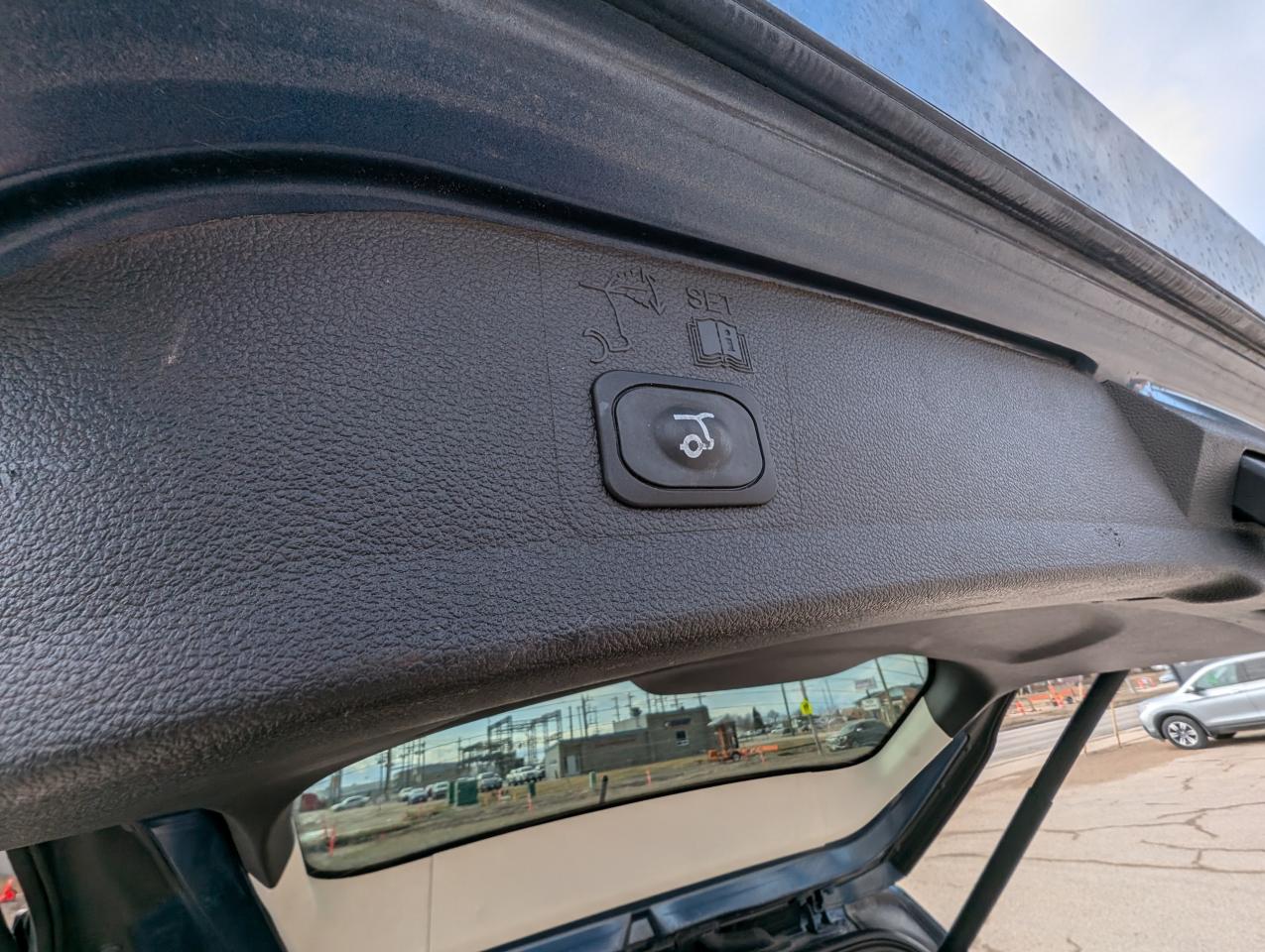 2018 Ford Escape SEL - Photo #14