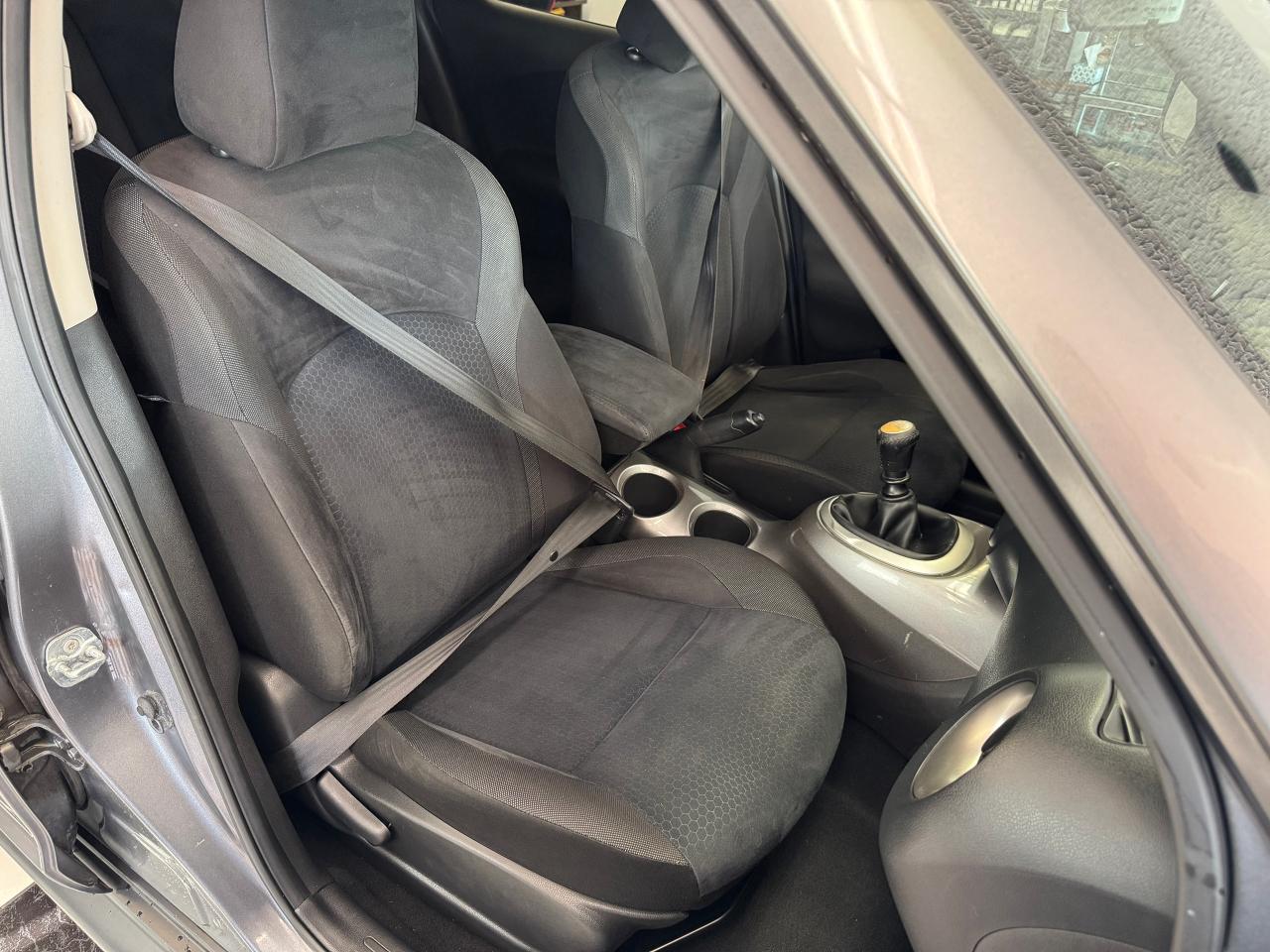 2015 Nissan Juke SV+New Tires+Brakes+Camera+A/C+5 SPEED MANUAL - Photo #22