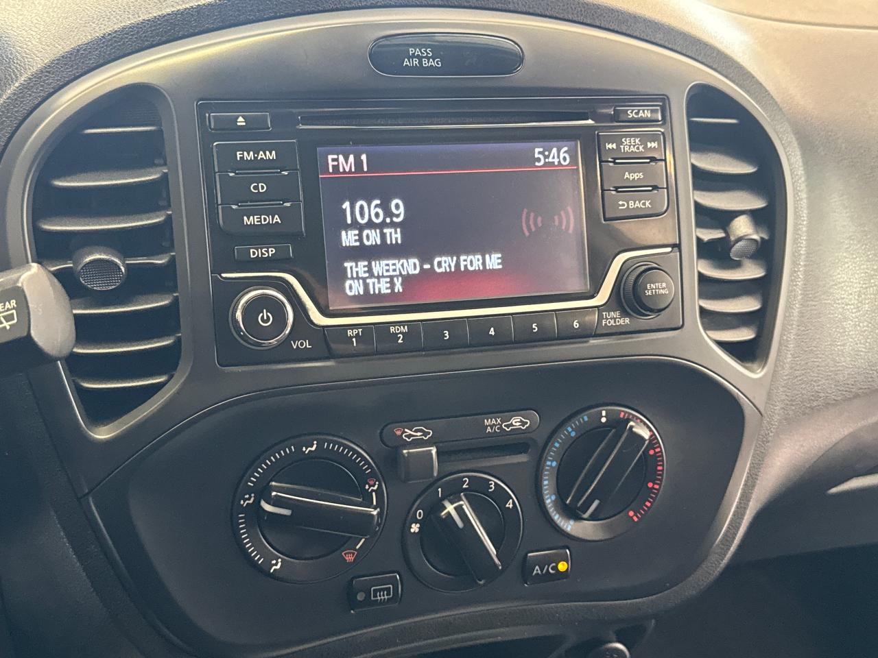 2015 Nissan Juke SV+New Tires+Brakes+Camera+A/C+5 SPEED MANUAL - Photo #12