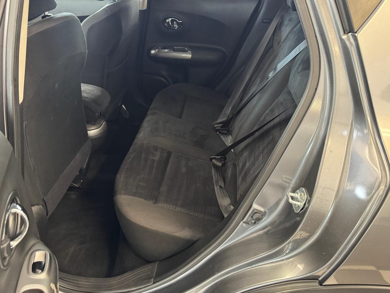 2015 Nissan Juke SV+New Tires+Brakes+Camera+A/C+5 SPEED MANUAL - Photo #23
