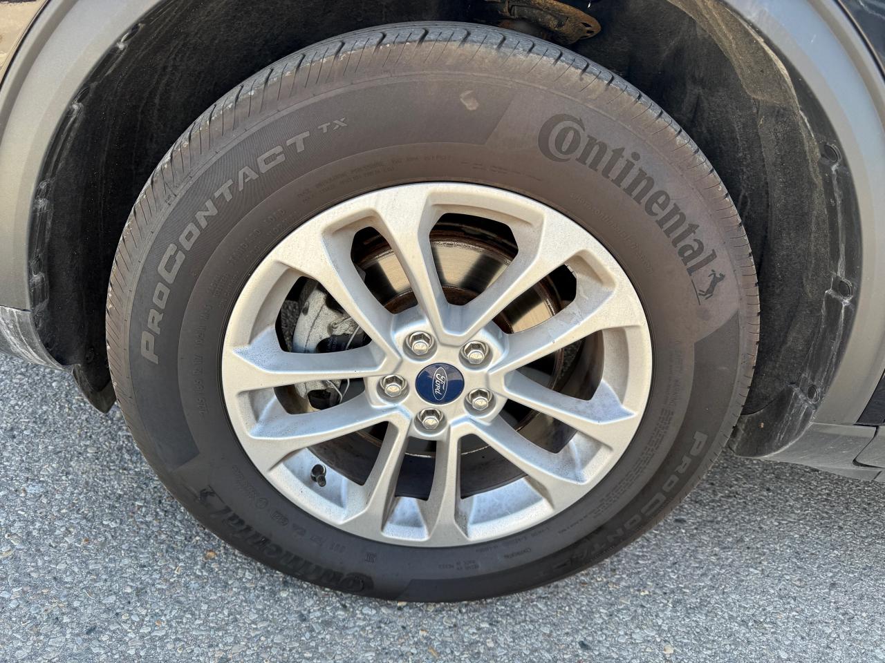 2021 Ford Escape SE - Photo #16