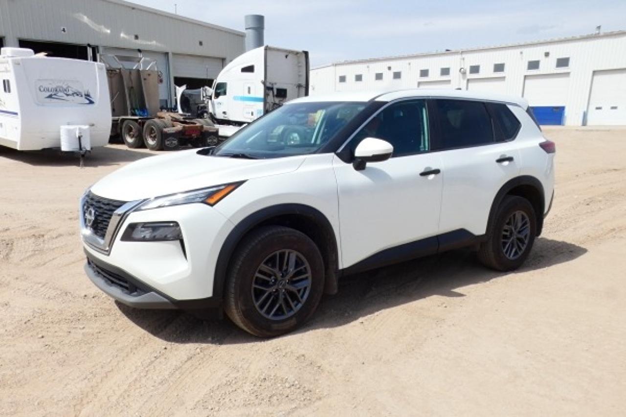 2023 Nissan Rogue S AWD w/Htd cloth, BUC - Photo #2