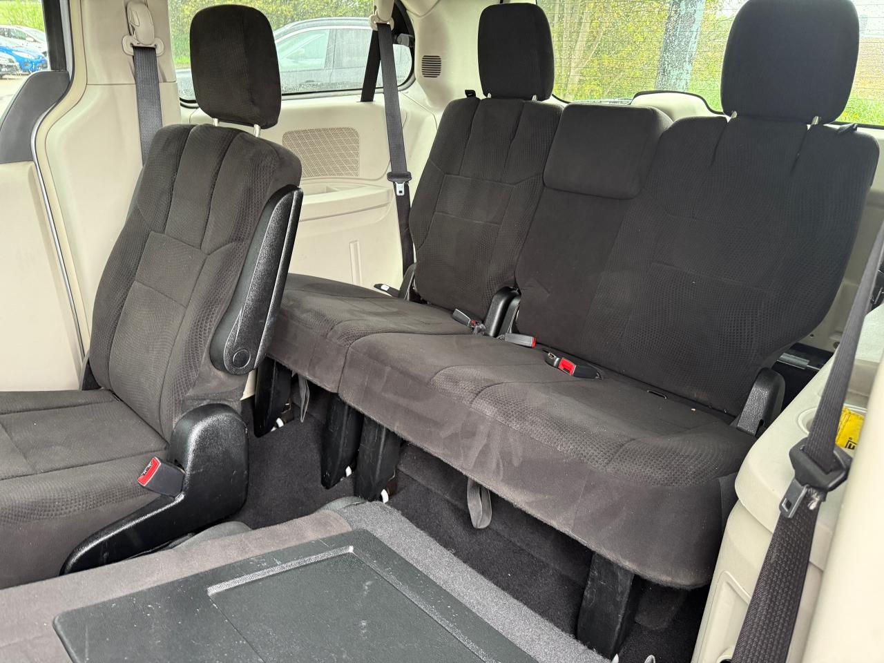 2013 Dodge Grand Caravan Crew SXT REAR AIR CONDITION STOWANDGO - Photo #17