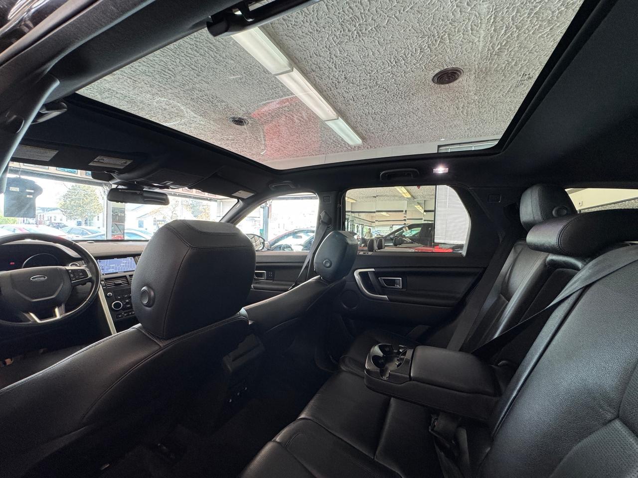 2016 Land Rover Discovery Sport 4WD HSE+Roof+Camera+GPS+Heated Seats+Accident FREE - Photo #3
