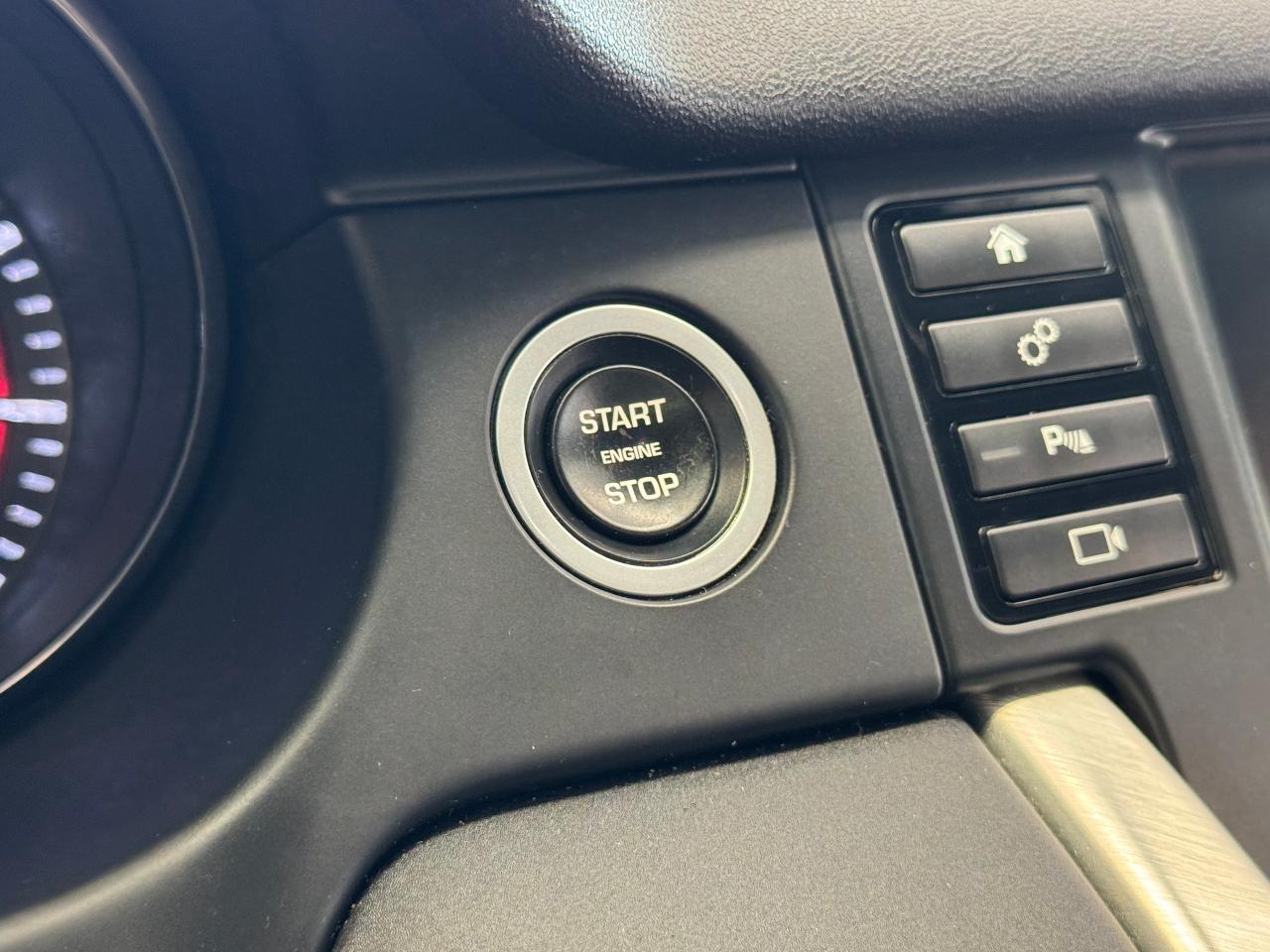 2016 Land Rover Discovery Sport 4WD HSE+Roof+Camera+GPS+Heated Seats+Accident FREE - Photo #48