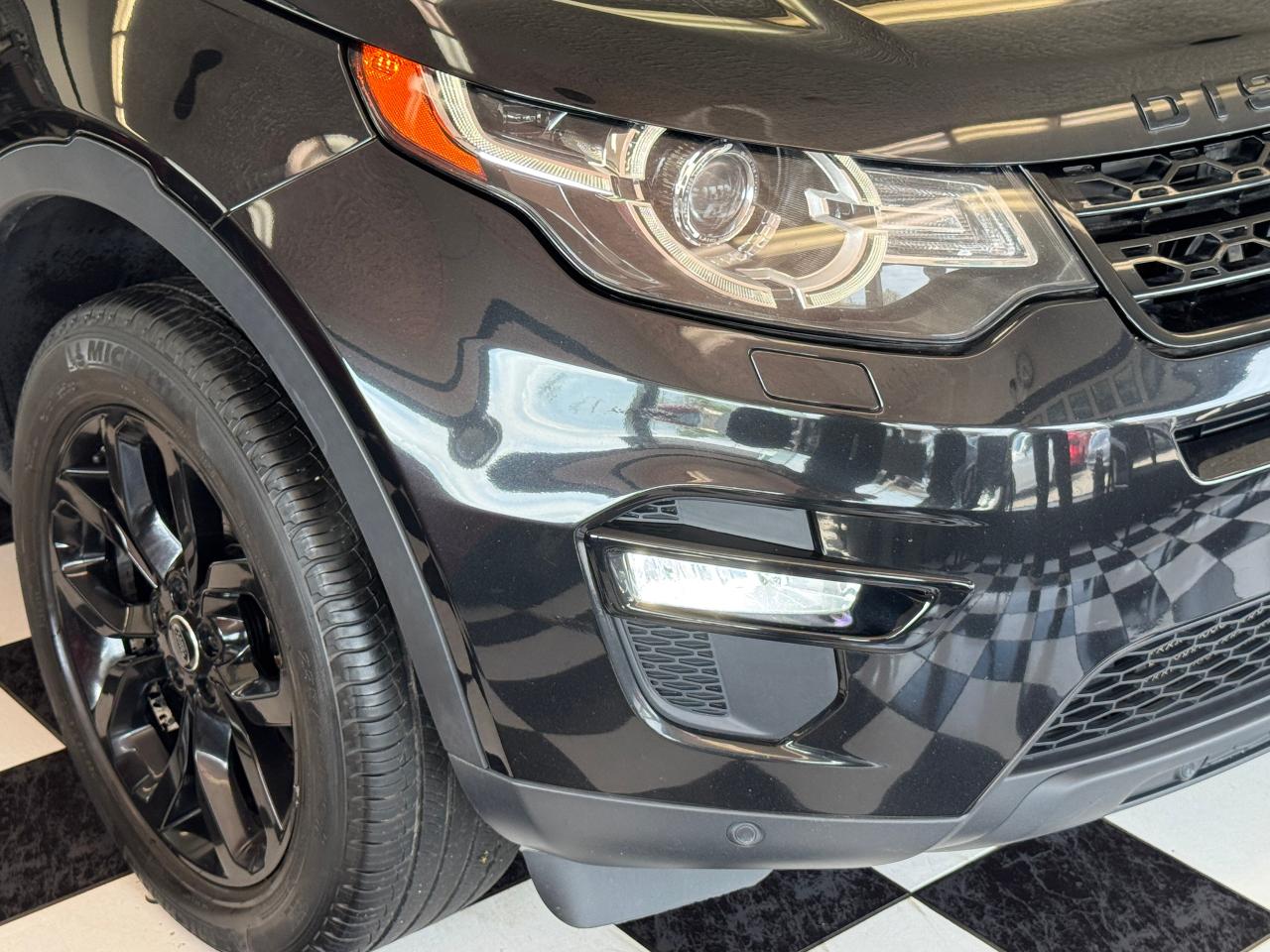 2016 Land Rover Discovery Sport 4WD HSE+Roof+Camera+GPS+Heated Seats+Accident FREE - Photo #37