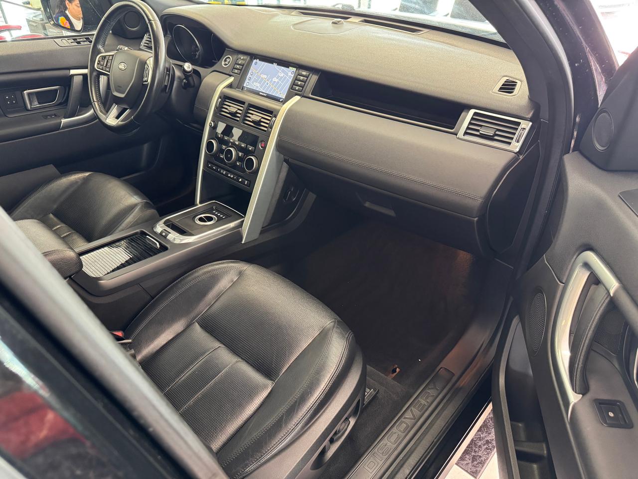 2016 Land Rover Discovery Sport 4WD HSE+Roof+Camera+GPS+Heated Seats+Accident FREE - Photo #22