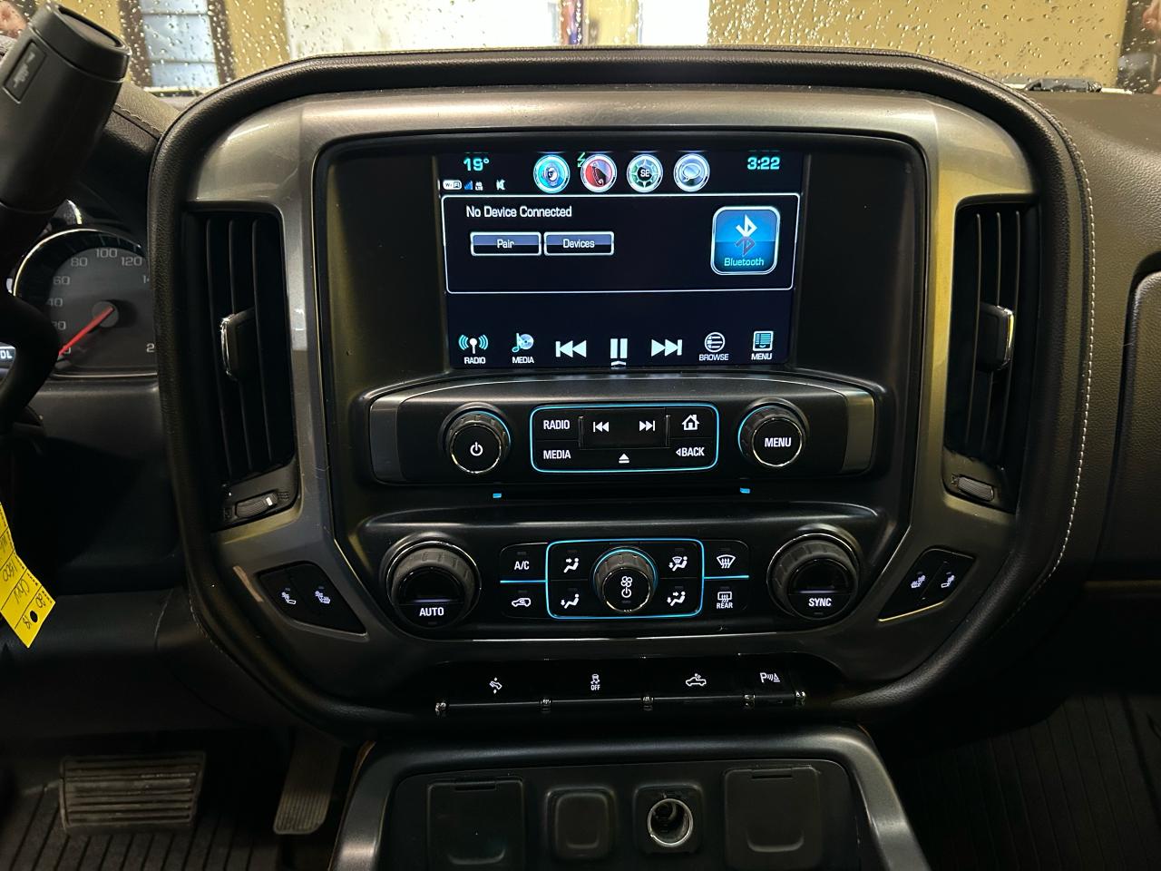 2018 Chevrolet Silverado 1500 LTZ - Photo #11