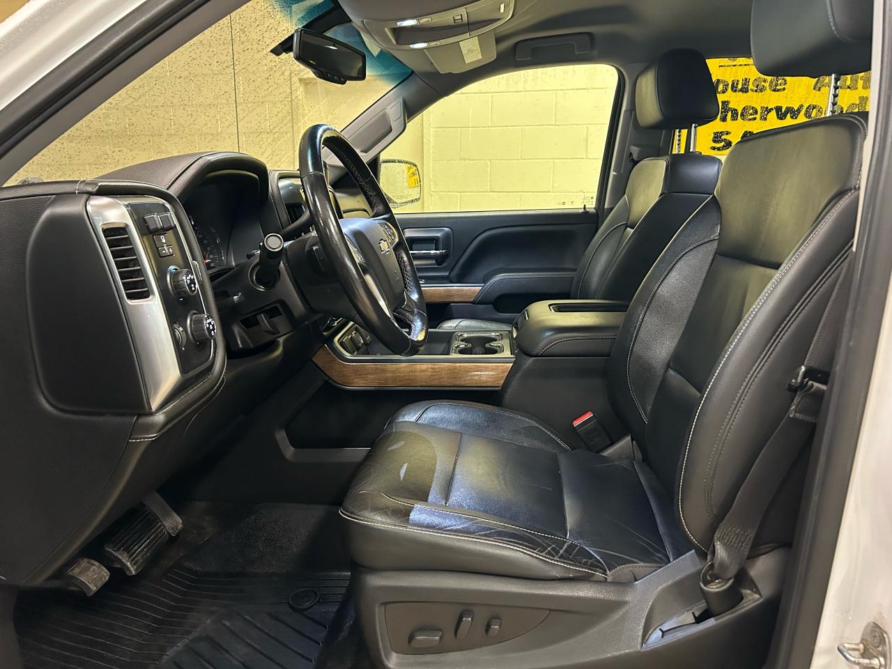 2018 Chevrolet Silverado 1500 LTZ - Photo #9