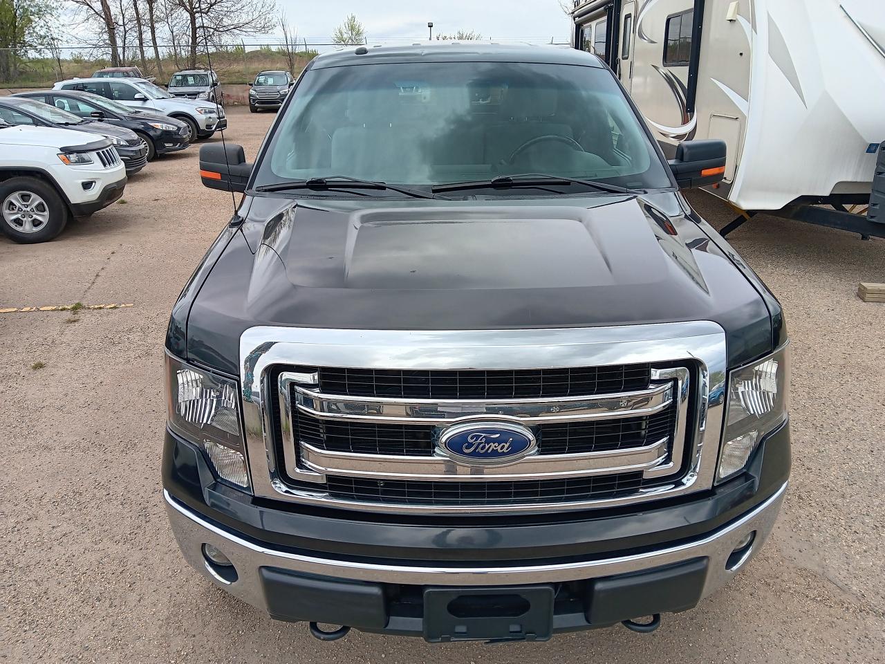 2014 Ford F-150 XLT, Supercab 4x4, 3.7 liter Tow Package Pwr Seat - Photo #2