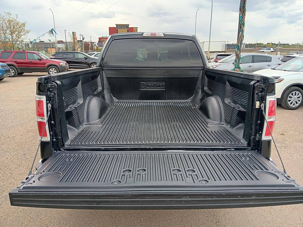 2014 Ford F-150 XLT, Supercab 4x4, 3.7 liter Tow Package Pwr Seat - Photo #8