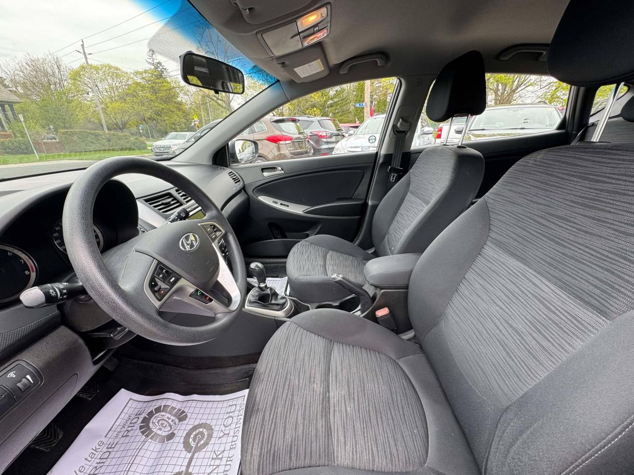 2016 Hyundai Accent GL - Photo #12