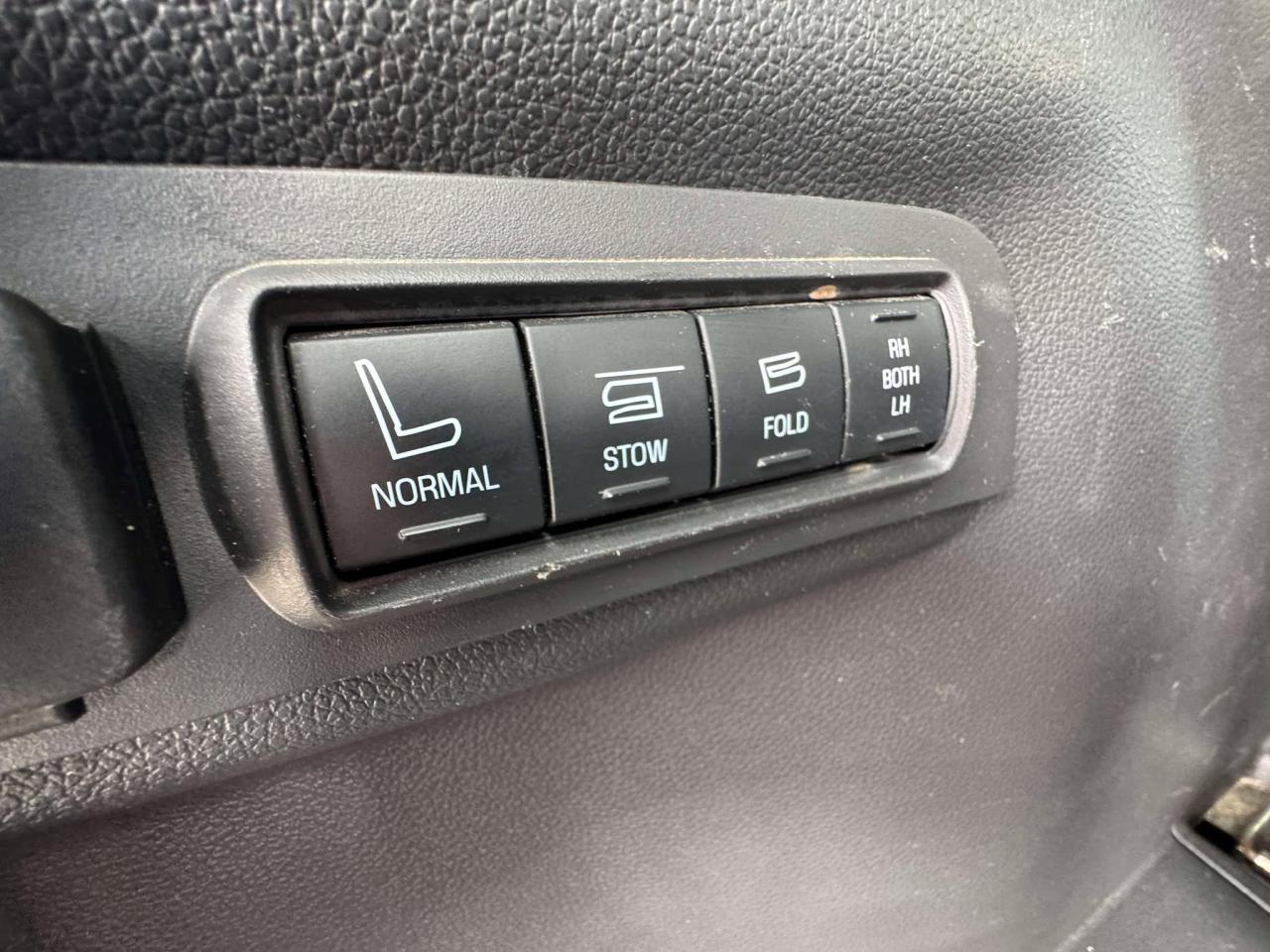 2013 Ford Explorer LIMITED - Photo #27