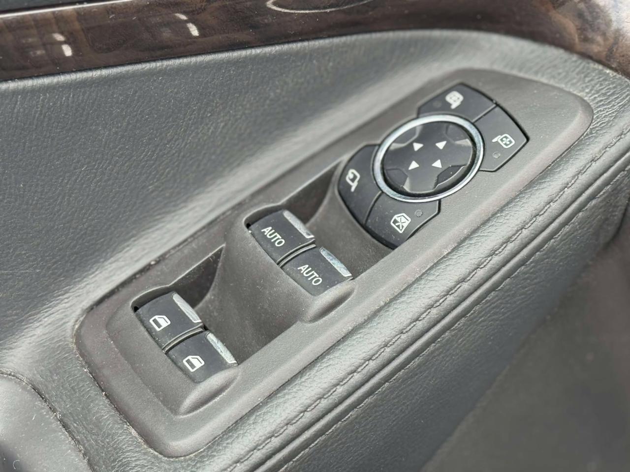 2013 Ford Explorer LIMITED - Photo #26