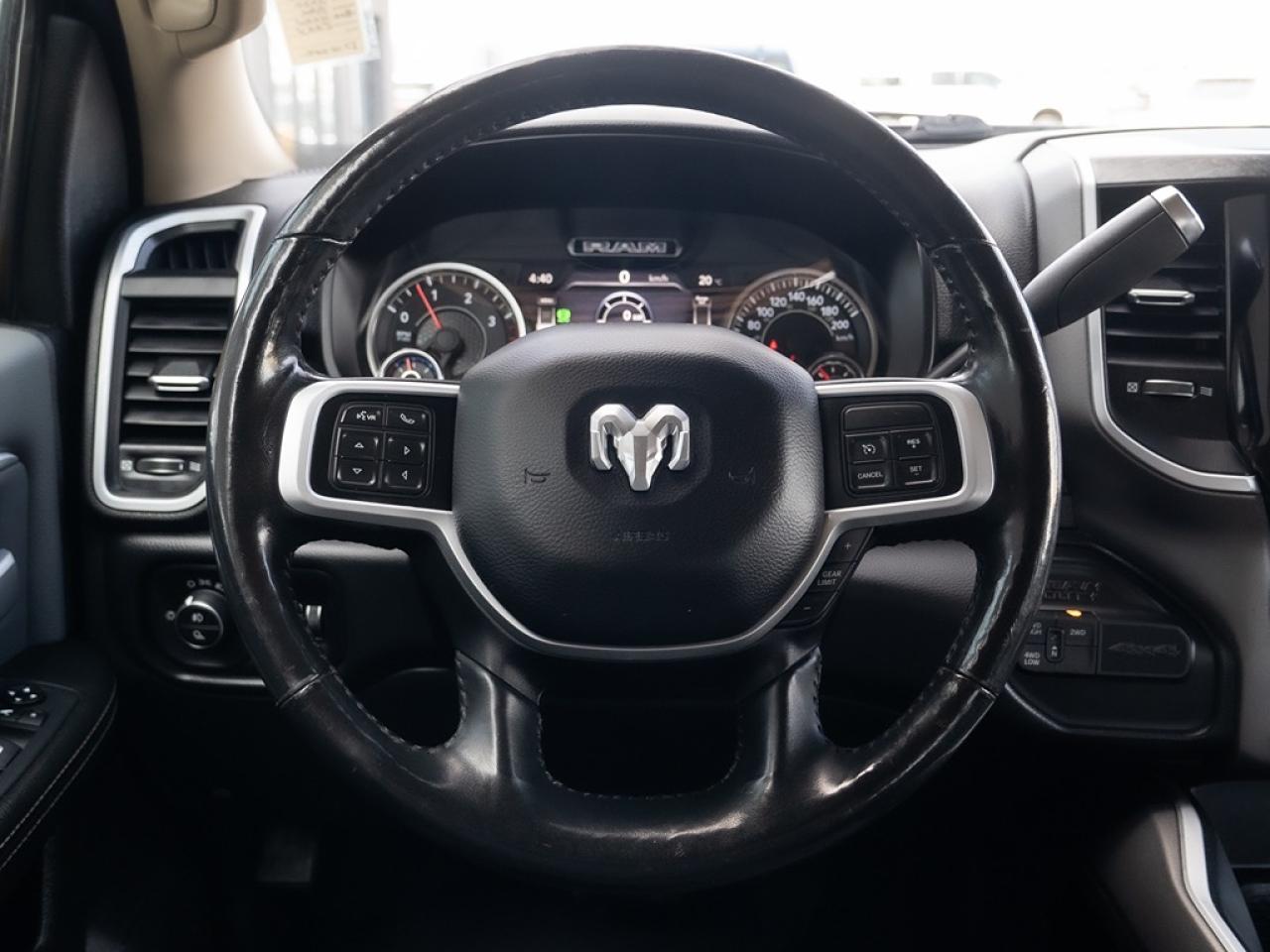 2020 RAM 3500 Big Horn DIESEL 4X4 Photo10