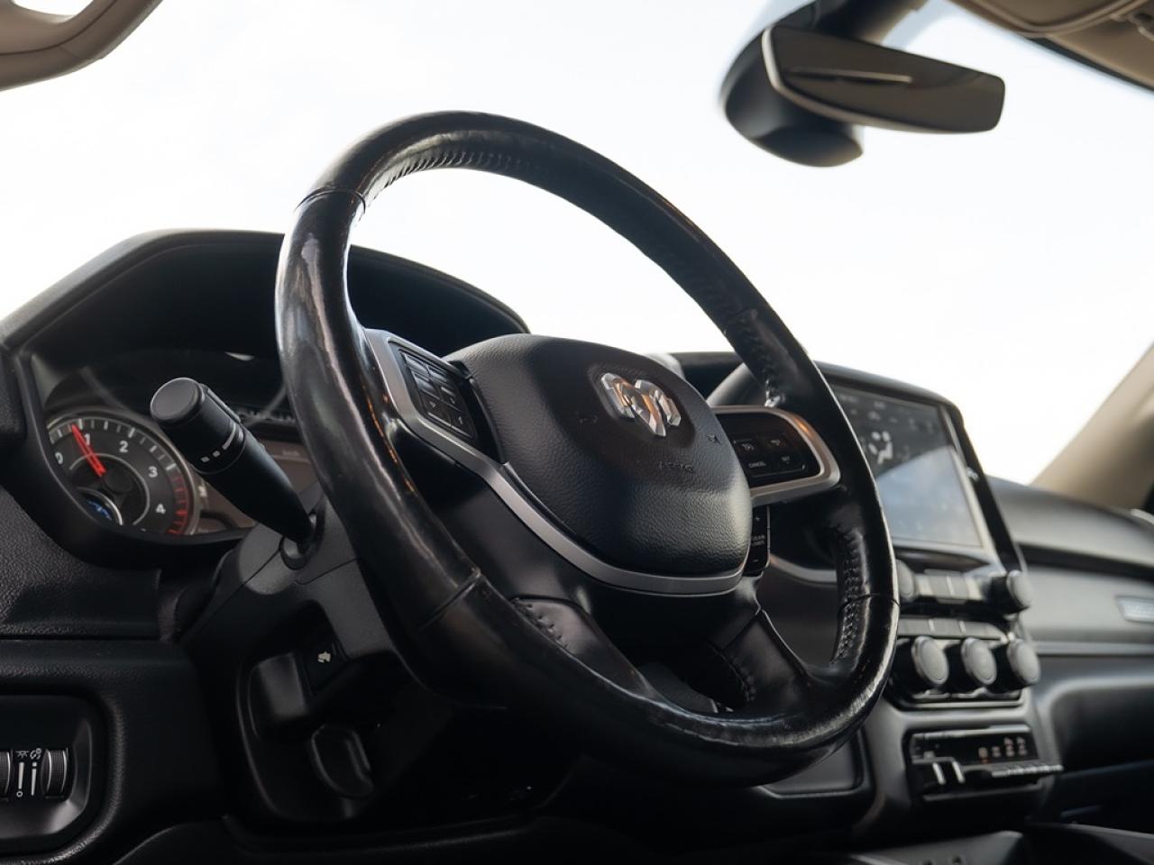 2020 RAM 3500 Big Horn DIESEL 4X4 Photo13