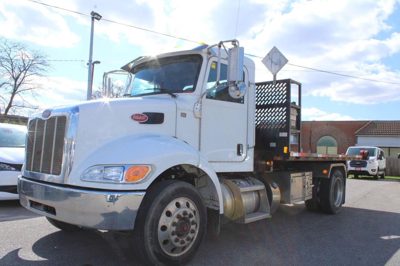 2018 PETERBILT 337 CAB CHASIS Photo3