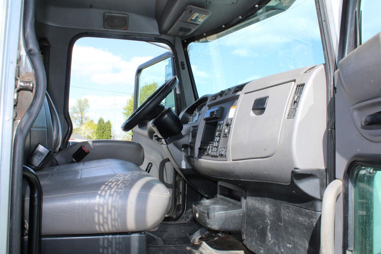 2018 PETERBILT 337 25683 - Photo #21