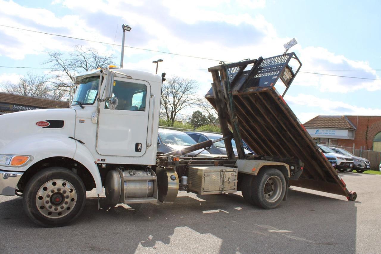 2018 PETERBILT 337 CAB CHASIS - Photo #15