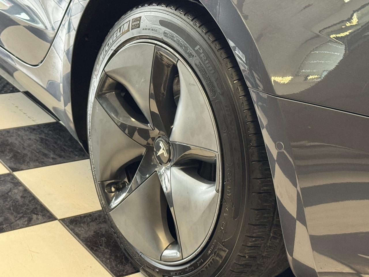 2018 Tesla Model 3 Model 3 LONG RANGE+ONE OWNER+CLEAN CARFAX - Photo #49