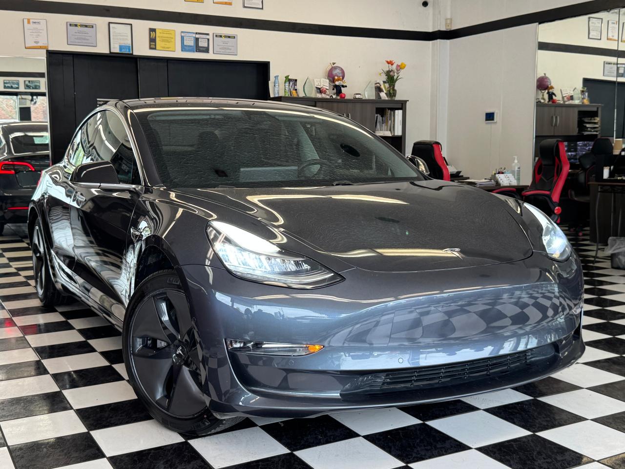 2018 Tesla Model 3 Model 3 LONG RANGE+ONE OWNER+CLEAN CARFAX Photo75