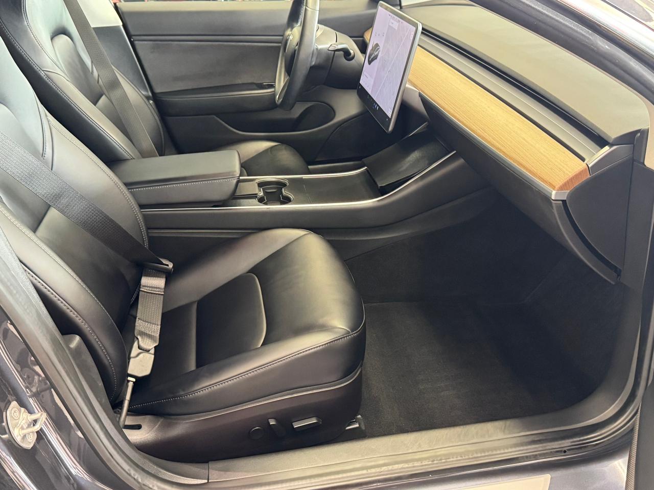 2018 Tesla Model 3 Model 3 LONG RANGE+ONE OWNER+CLEAN CARFAX Photo80