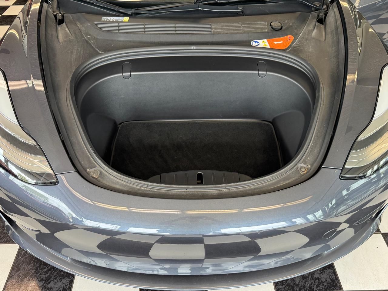 2018 Tesla Model 3 Model 3 LONG RANGE+ONE OWNER+CLEAN CARFAX - Photo #12