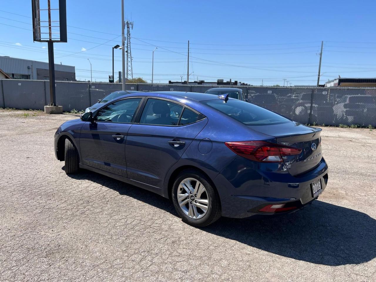 2019 Hyundai Elantra AUTO NO ACCIDENT BACKUP CAM BLIND SPOT HEATED SEAT - Photo #3