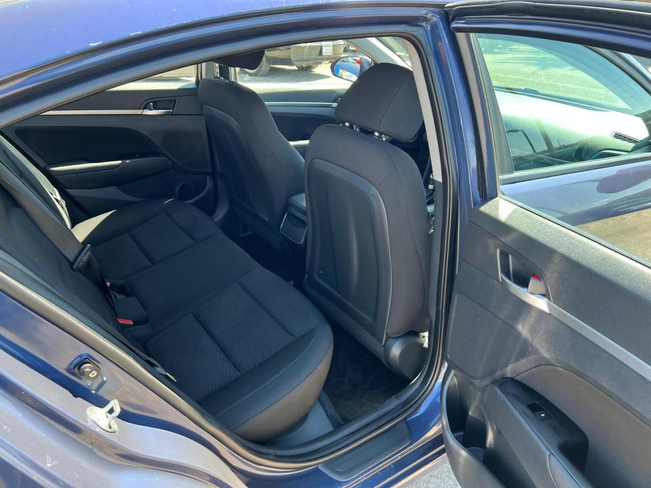 2019 Hyundai Elantra AUTO NO ACCIDENT BACKUP CAM BLIND SPOT HEATED SEAT - Photo #12