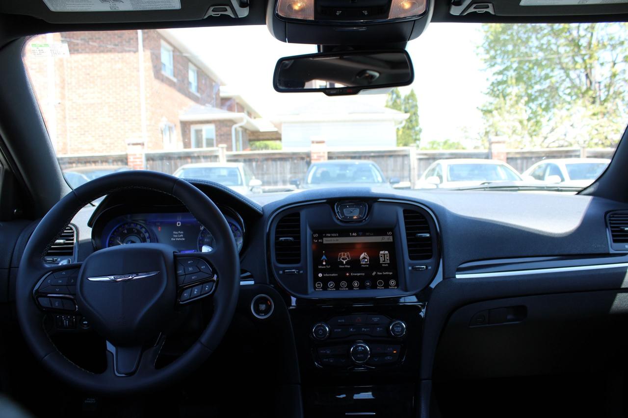 2023 Chrysler 300 300S - Photo #11