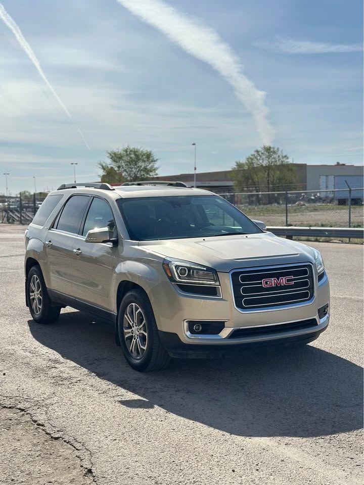 Used 2016 GMC Acadia SLT for sale in Saskatoon, SK