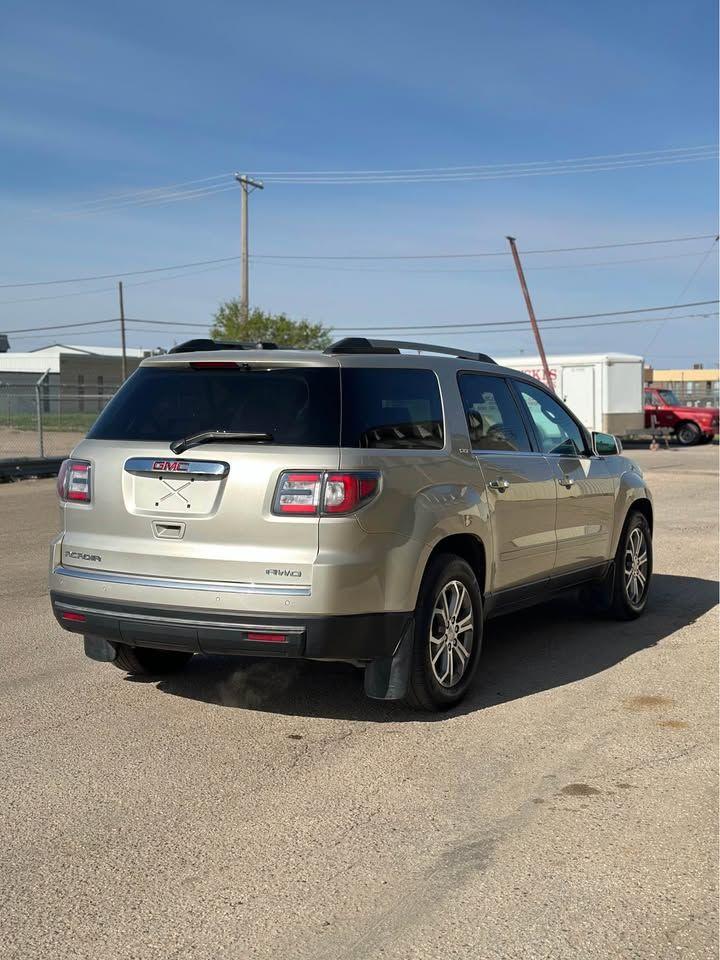 2016 GMC Acadia SLT - Photo #5