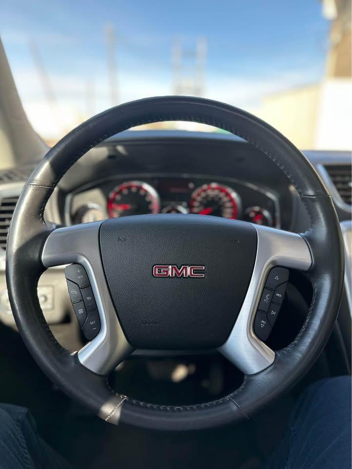 2016 GMC Acadia SLT - Photo #8