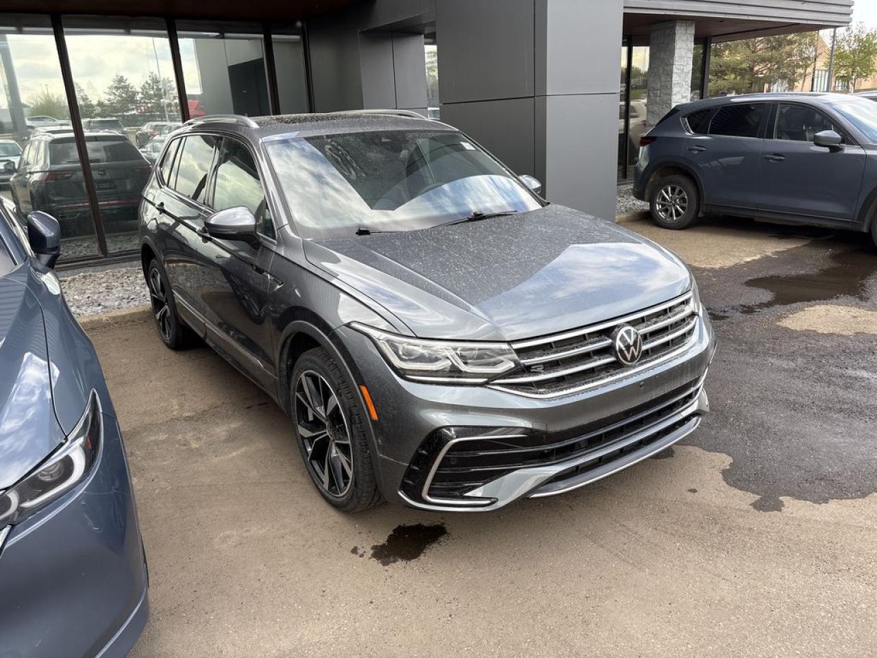 Used 2022 Volkswagen Tiguan Highline R-line for sale in Sherwood Park, AB