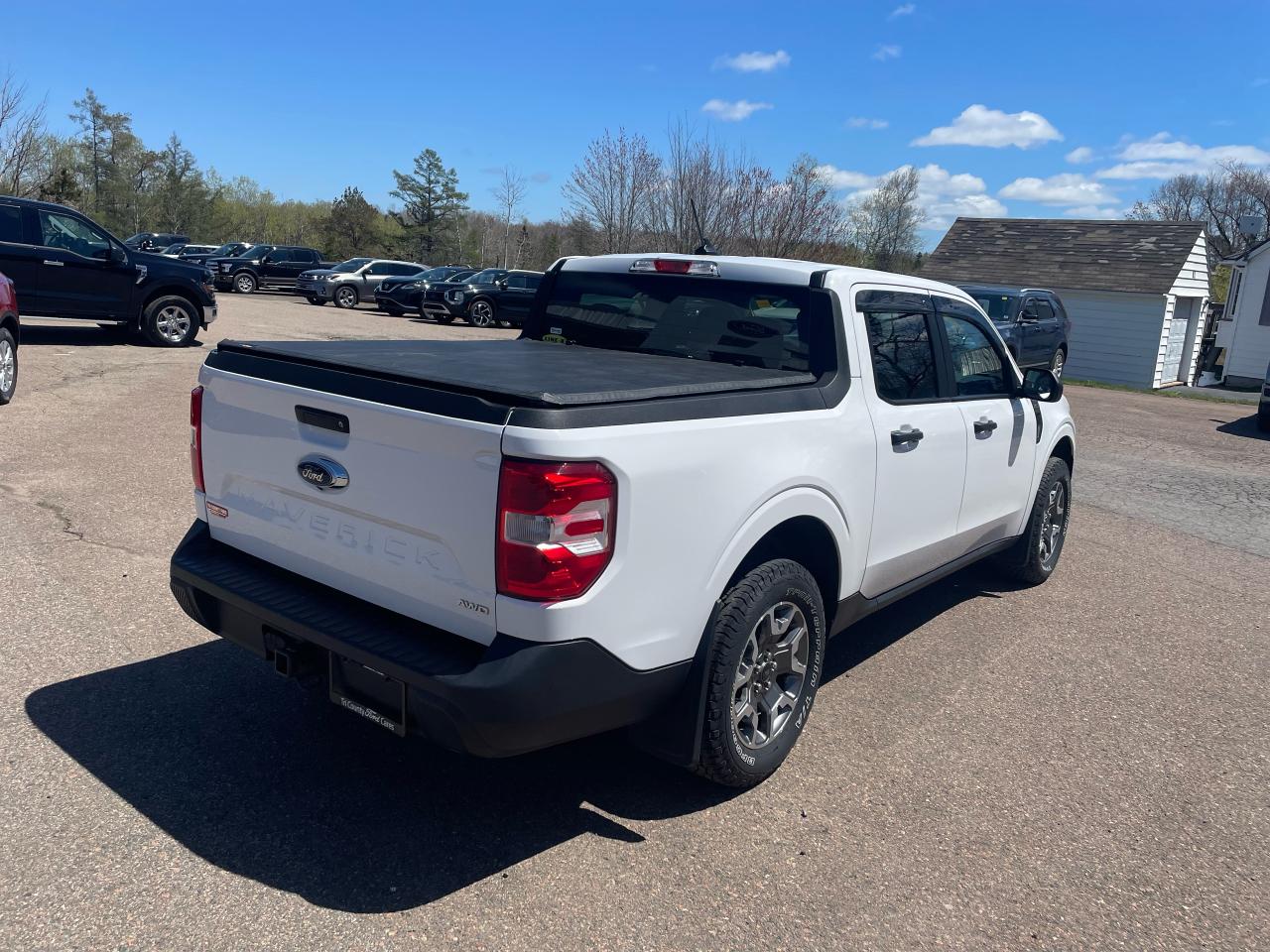 2022 Ford Maverick XLT Photo5