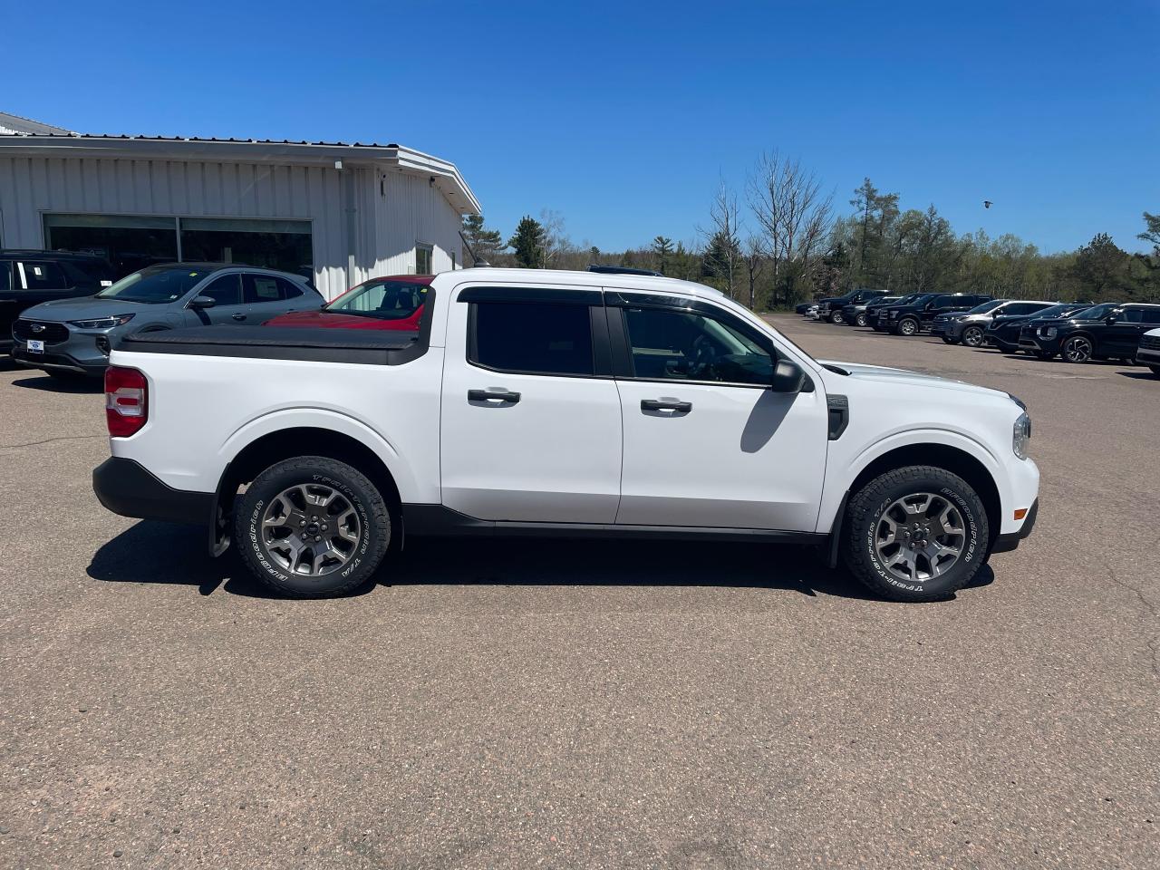 2022 Ford Maverick XLT Photo5