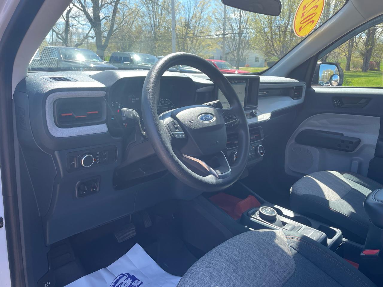 2022 Ford Maverick XLT Photo5