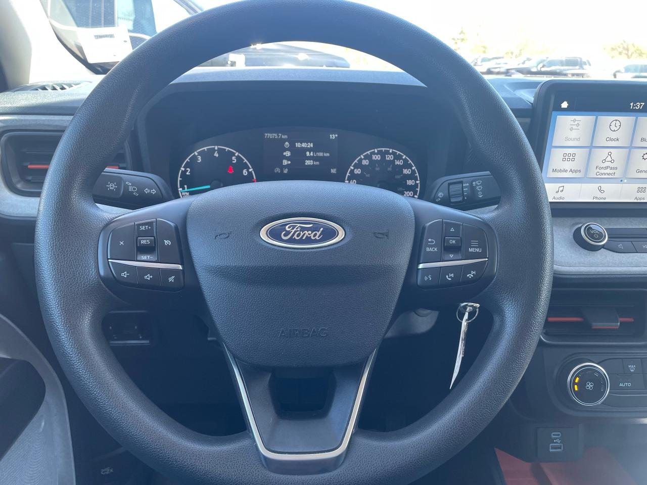 2022 Ford Maverick XLT Photo5