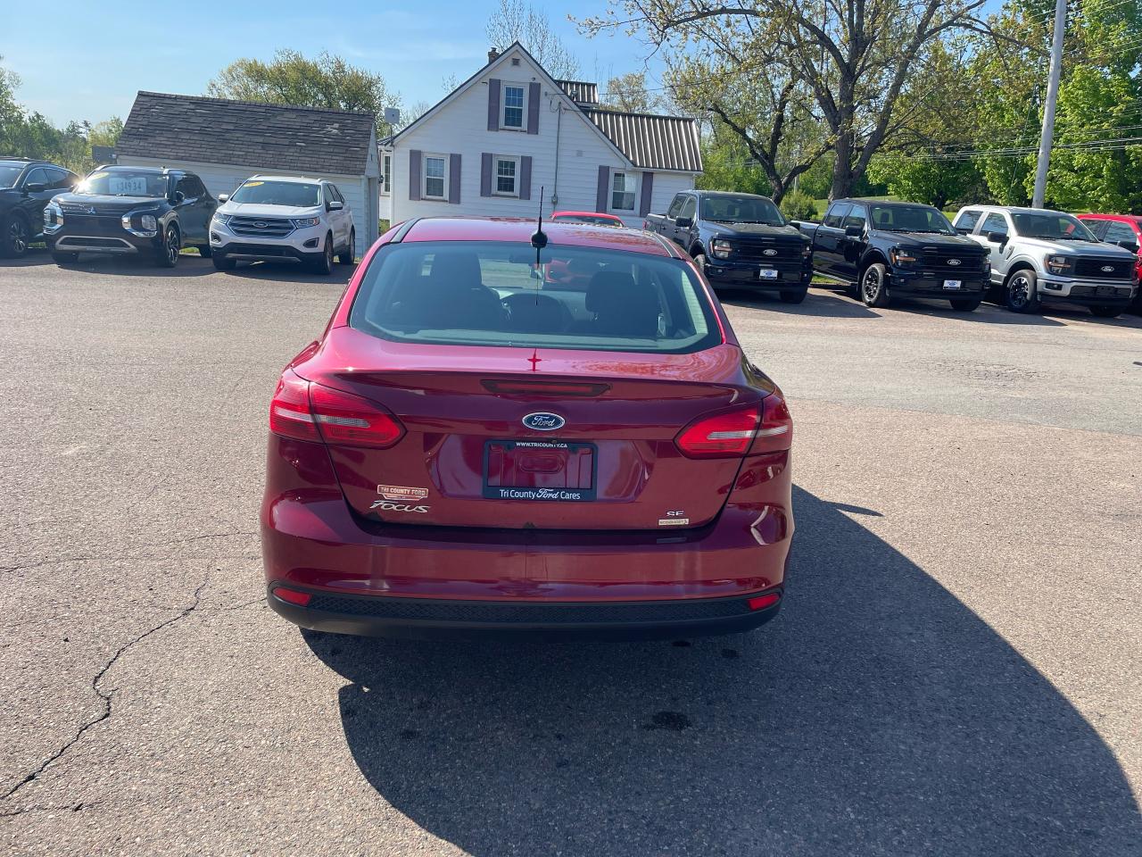 2017 Ford Focus SE Photo5