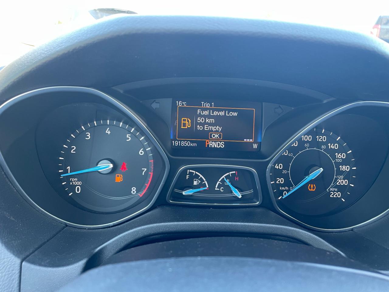 2017 Ford Focus SE Photo5