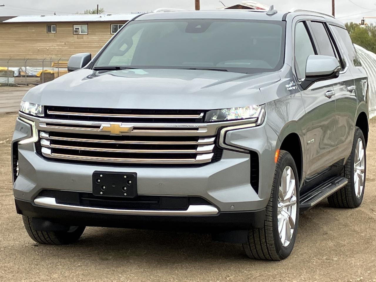 Used 2024 Chevrolet Tahoe 2nd Row Bucket, Remote Start, Heated/Vented Seats for sale in Kipling, SK
