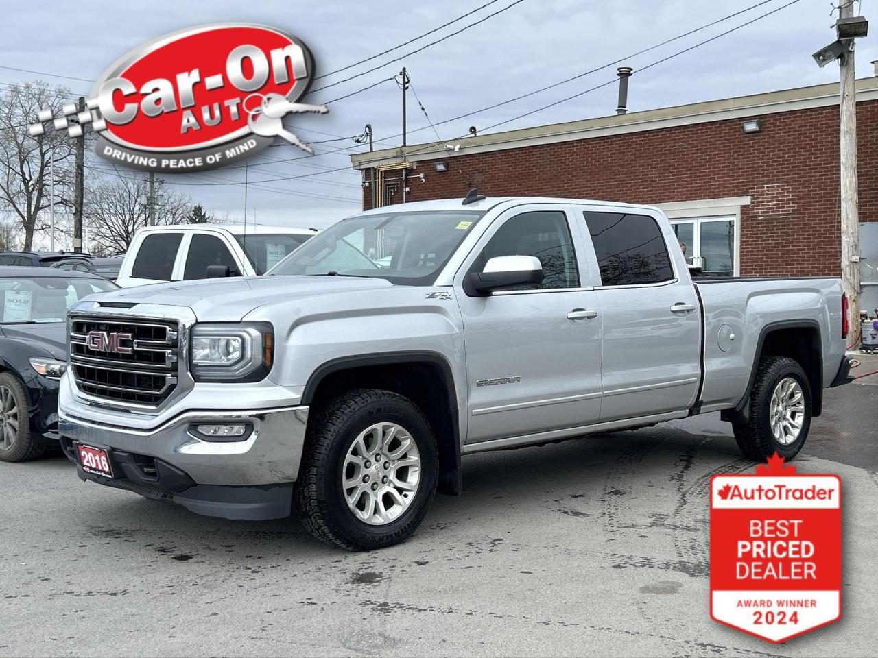 Used 2016 GMC Sierra 1500 SLE Z71 4X4| LEATHER |CREW| CERTIFIED| 5.3L V8 for sale in Ottawa, ON