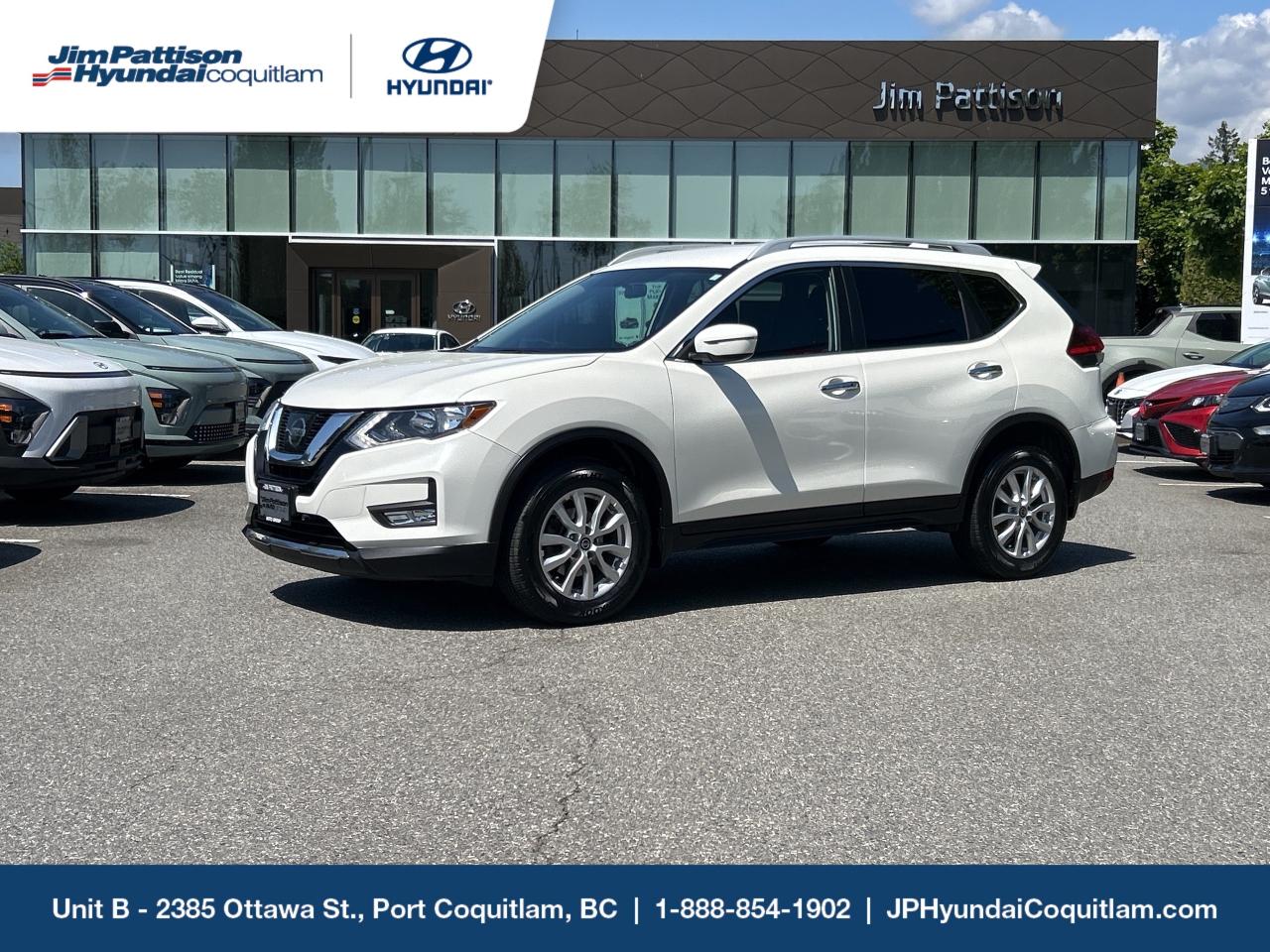 Used 2017 Nissan Rogue AWD 4dr SV, Low KM! CLEAROUT PRICING!! for sale in Port Coquitlam, BC