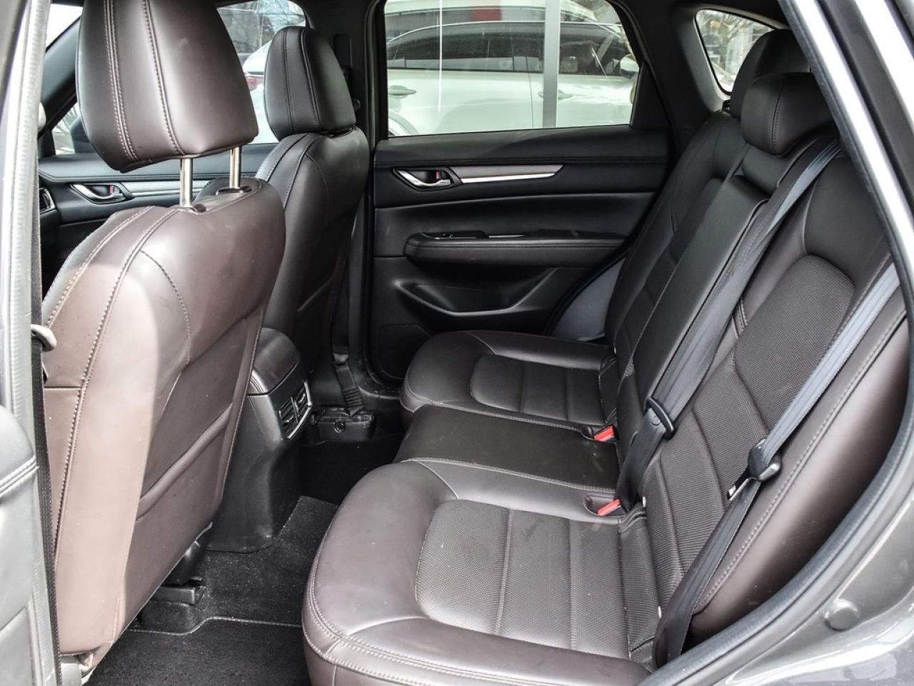 2022 Mazda CX-5 Signature AWD Photo