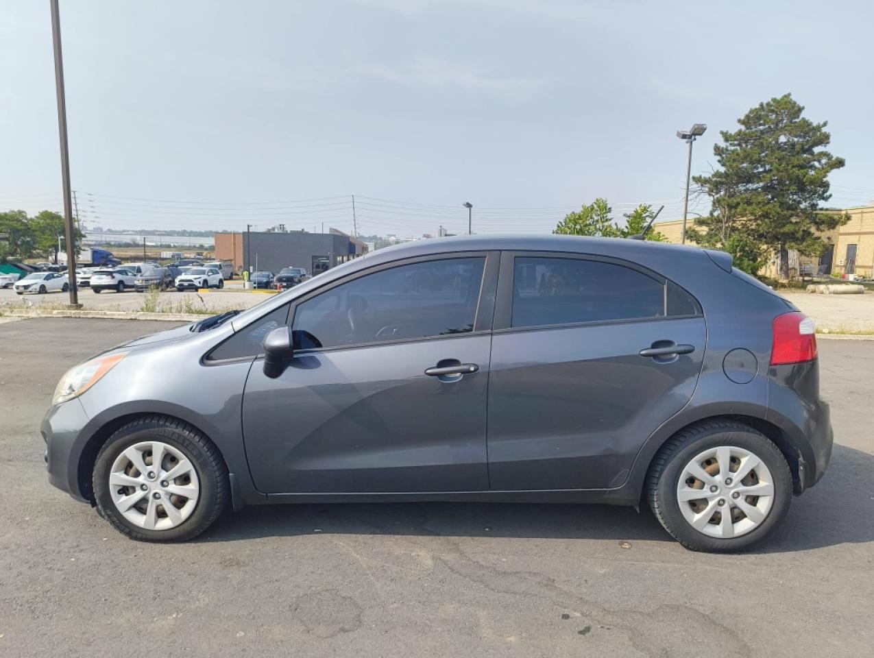 2013 Kia Rio LX 4dr Hatchback (1.6L 4cyl 6M) Photo