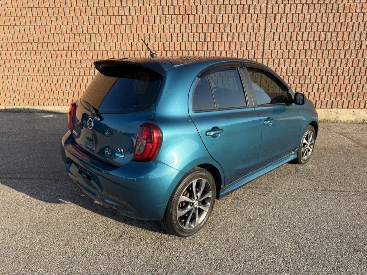 2015 Nissan Micra SR | CLEAN CARFAX | BLUETOOTH | BACK-UP CAM | ALLOY WHEELS | LOW KMS - Photo #6