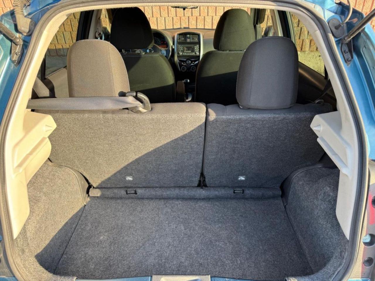 2015 Nissan Micra SR | CLEAN CARFAX | BLUETOOTH | BACK-UP CAM | ALLOY WHEELS | LOW KMS - Photo #21