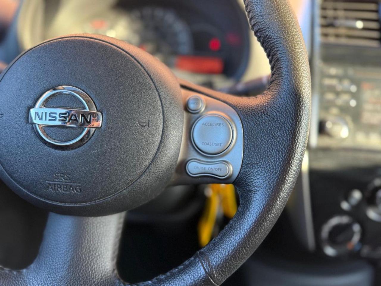 2015 Nissan Micra SR | CLEAN CARFAX | BLUETOOTH | BACK-UP CAM | ALLOY WHEELS | LOW KMS - Photo #18