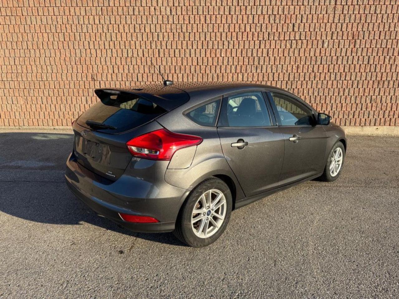2016 Ford Focus SE | BACK-UP CAM | BLUETOOTH | ALLOY WHEELS | FOG LIGHTS | - Photo #6